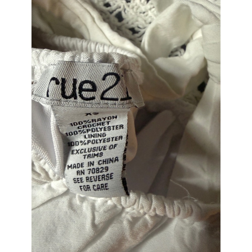 Rue21 Womens XS White Crochet Bodice Mini Dress Boho Festival Summer Ruffle Hem - Picture 4 of 14